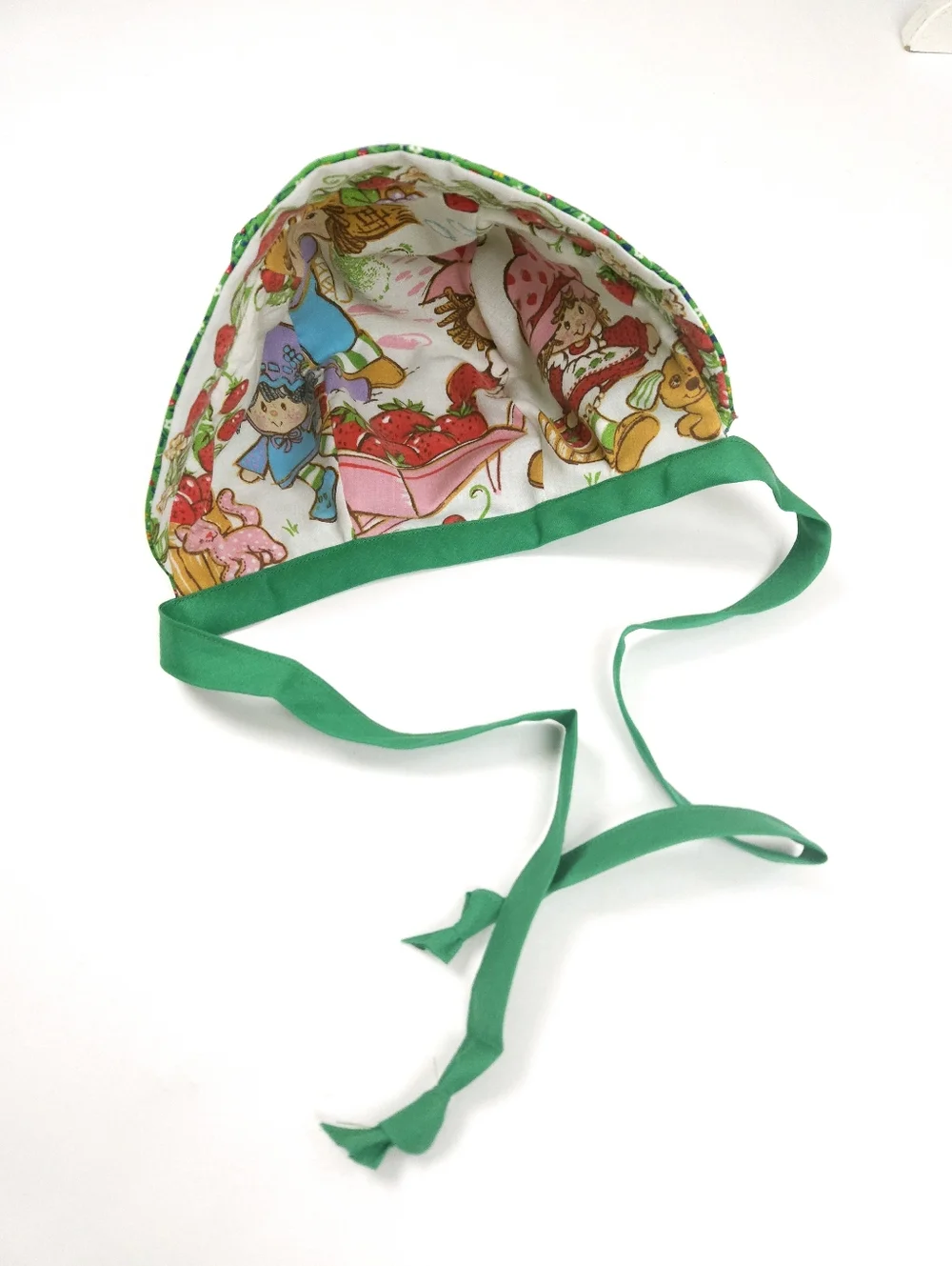 Upcycled Green Calico Quilted Baby Bonnet Reversible Strawberry Shortcake 6-12 M - Picture 10 of 10